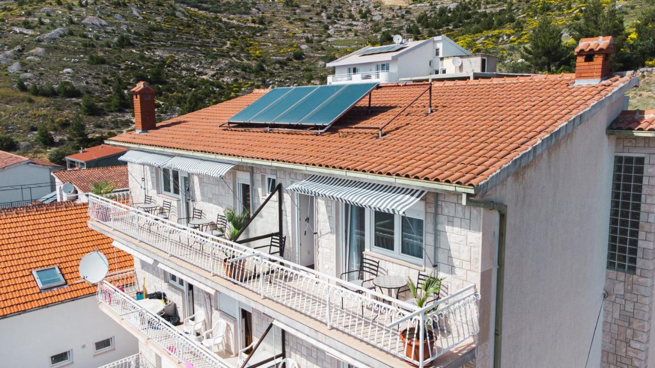 Sea And Mountain View Apartments Duće المظهر الخارجي الصورة