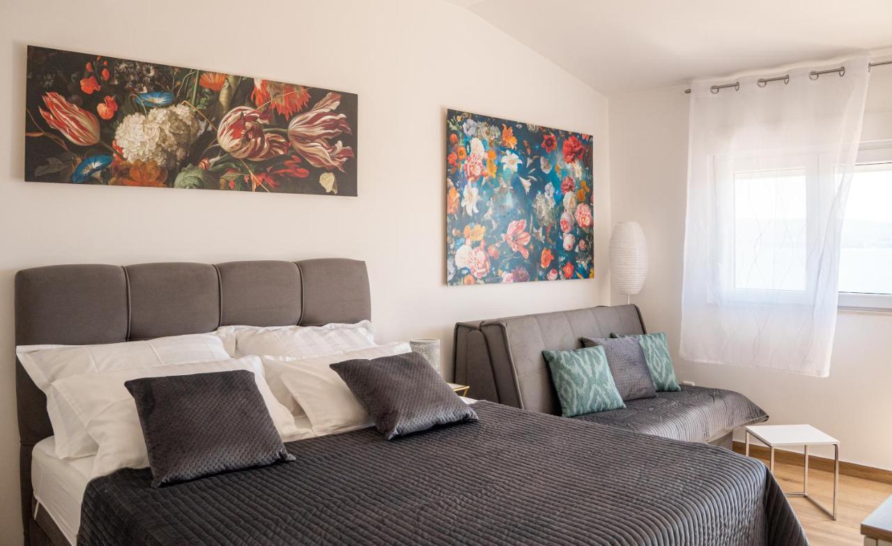 Sea And Mountain View Apartments Duće المظهر الخارجي الصورة