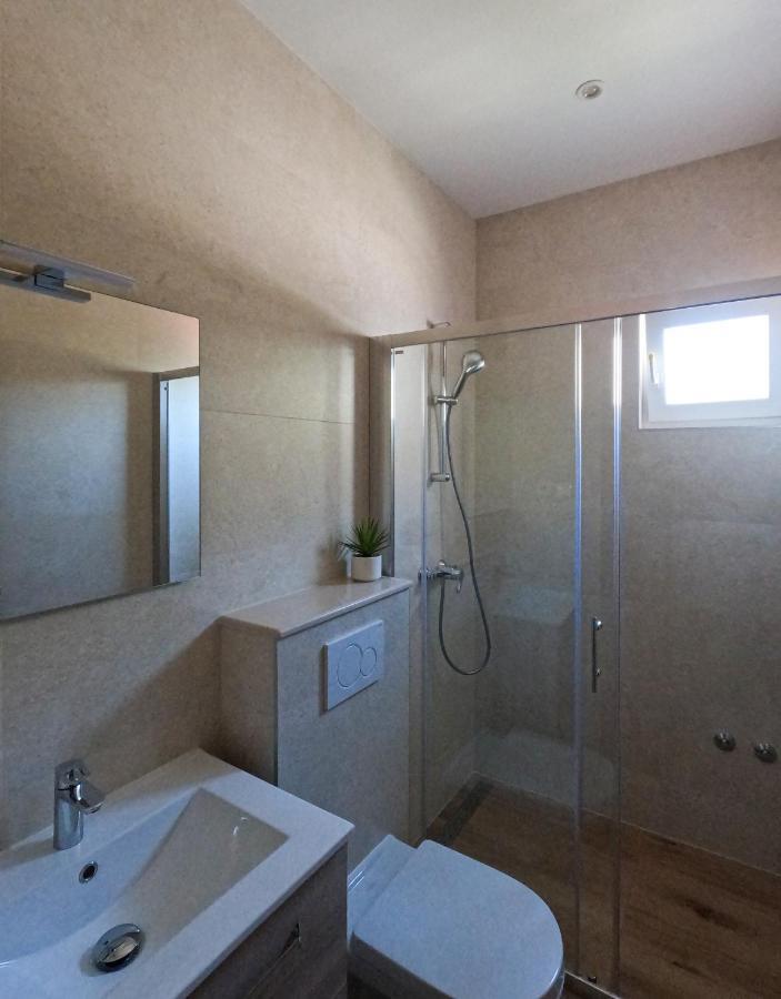 Sea And Mountain View Apartments Duće المظهر الخارجي الصورة